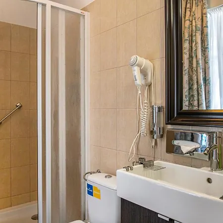 Tuenderkert Hotell 3*
