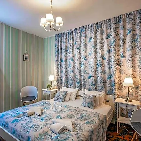 Tuenderkert Hotel