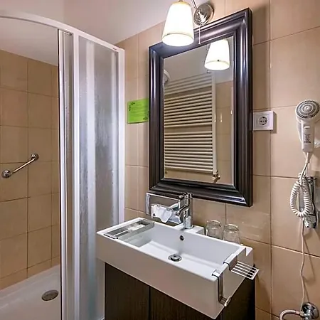 Tuenderkert Hotel 3*
