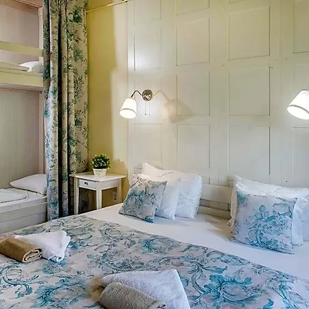 Tuenderkert Hotel