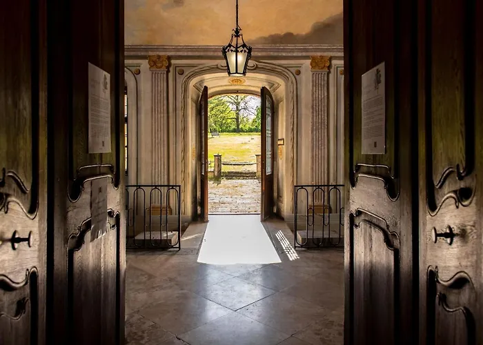 Tuenderkert Szálloda