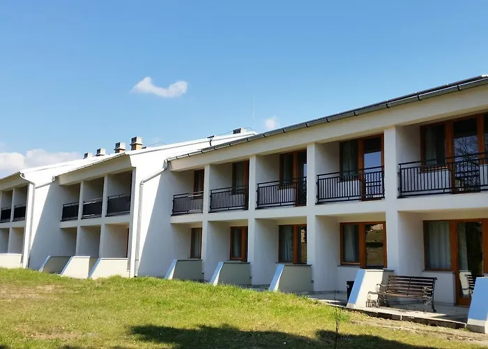 Tuenderkert Szálloda